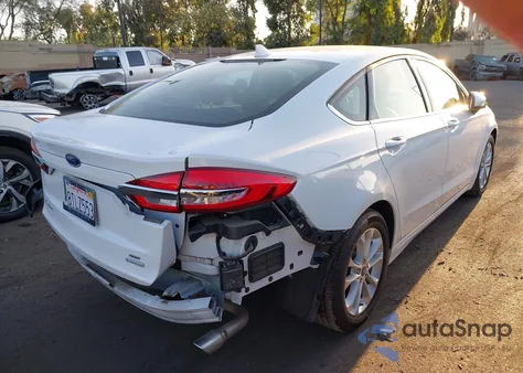 2020 Ford Fusion Se из США, поврежденный, VIN 3FA6P0HD2LR135813